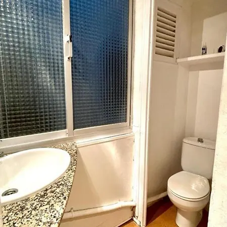 S4d Cozy Ploblesec Apartment